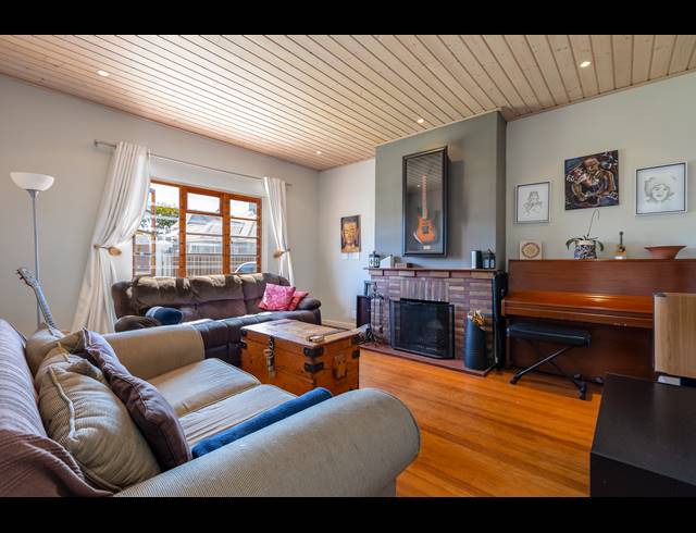 3 BEDROOM HOUSE FOR SALE IN HEATHFIELD